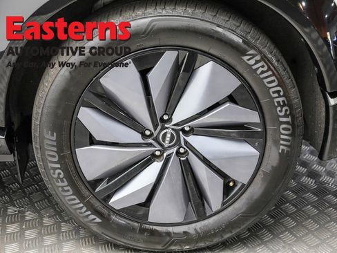 Used 2023 Nissan Ariya FWD image 8