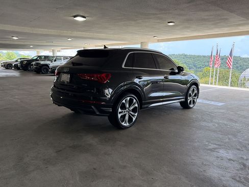 Used 2020 Audi Q3 2.0T Premium Plus w/ Premium Plus Package AWD/4WD image 8