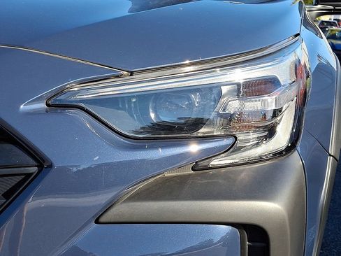 Used 2025 Subaru Outback Onyx Edition XT AWD/4WD image 9
