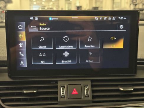 Certified 2024 Audi SQ5 Prestige image 13