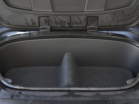 Used 2023 Volvo XC40 Recharge Plus image 33