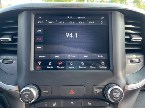 Used 2020 RAM 1500 Big Horn AWD/4WD image 19