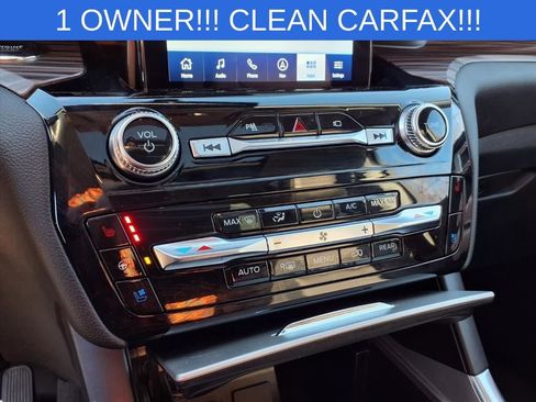 Used 2022 Ford Explorer Limited w/ Limited Technology Package image 18
