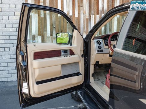 Used 2013 Ford F150 King Ranch w/ King Ranch Luxury Pkg AWD/4WD image 10