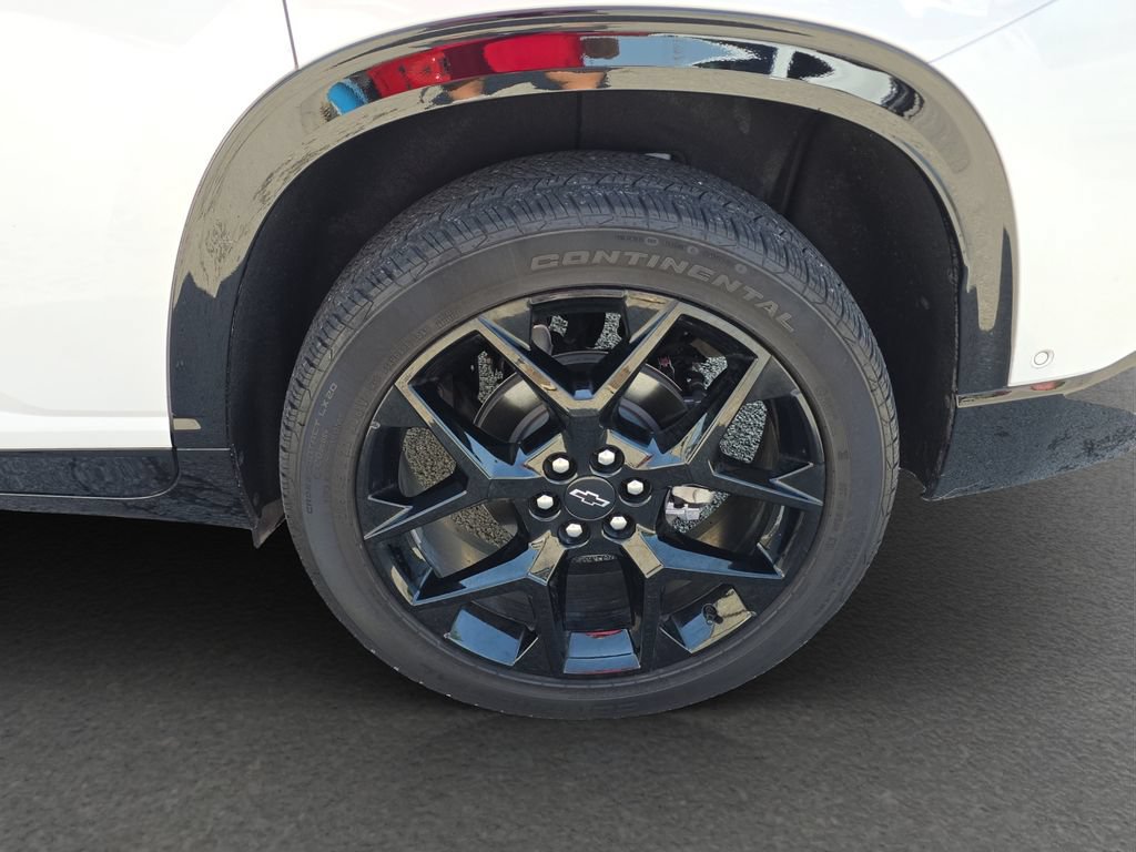 Used 2024 Chevrolet Traverse RS AWD/4WD image 5