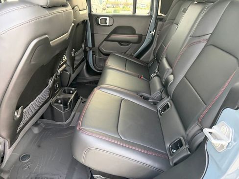 New 2026 Jeep Gladiator Rubicon AWD/4WD image 12