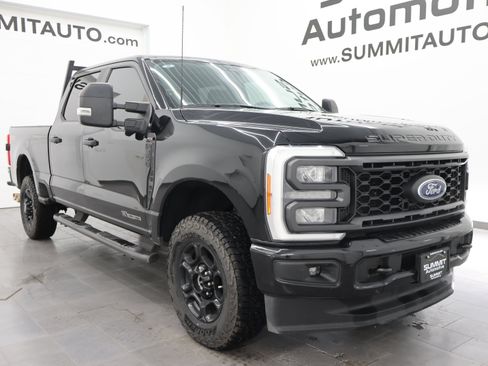 Used 2023 Ford F350 XL w/ STX Appearance Package AWD/4WD image 2