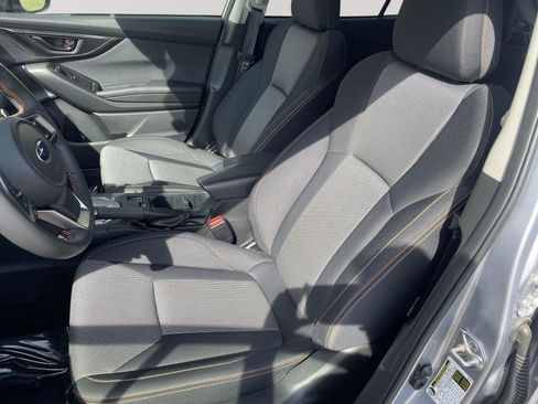 Used 2023 Subaru Crosstrek 2.0i Premium image 9