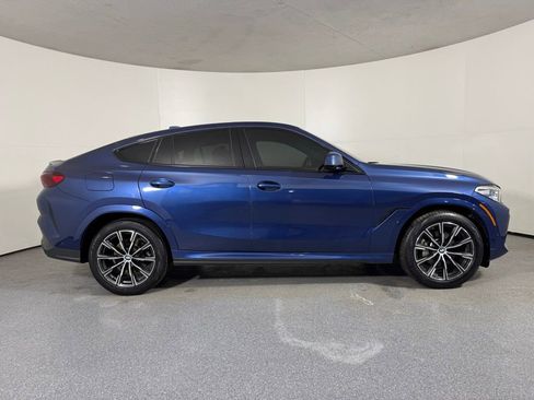 Used 2022 BMW X6 xDrive40i w/ Executive Package image 5