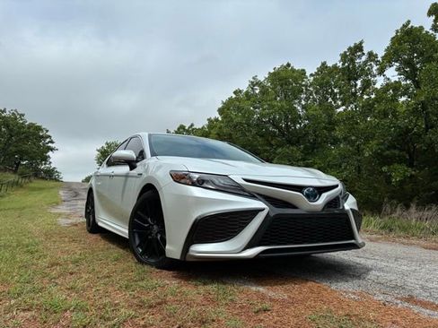 Used 2021 Toyota Camry XSE w/ Cold Weather Package FWD image 1