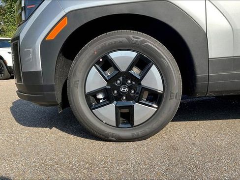 New 2026 Hyundai Santa Fe SE image 12