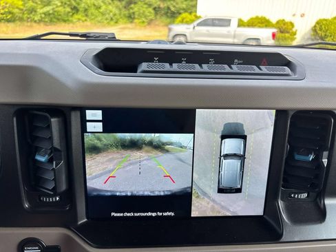 Used 2022 Ford Bronco Wildtrak AWD/4WD image 26