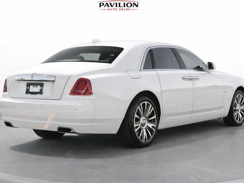 Used 2020 Rolls-Royce Ghost image 6