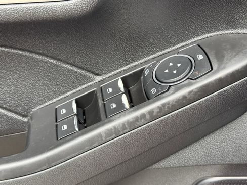 Used 2022 Ford Escape SEL FWD image 27