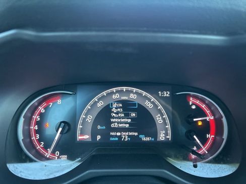 Used 2023 Toyota RAV4 LE image 17