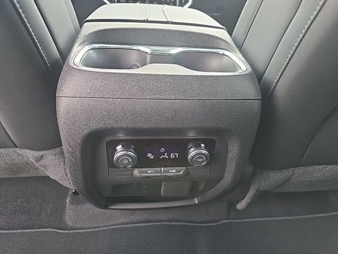 New 2026 GMC Acadia Elevation w/ Elevation Premium Package FWD image 17