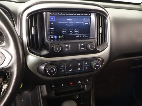 Used 2022 Chevrolet Colorado LT w/ Fleet Safety Package image 5