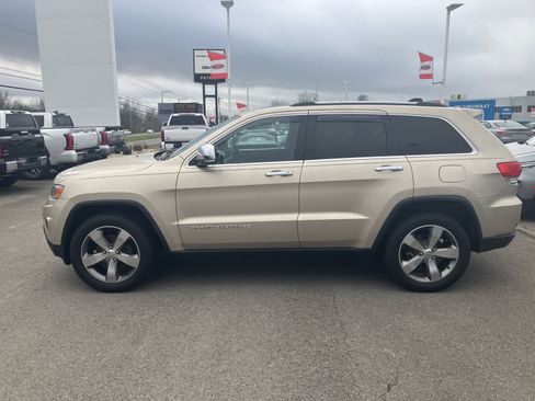 Used 2014 Jeep Grand Cherokee Limited w/ Trailer Tow Group IV image 2