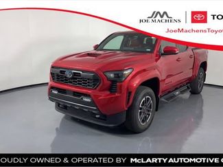 Used 2025 Toyota Tacoma TRD Sport w/ TRD Sport Upgrade Package AWD/4WD 360° Tour