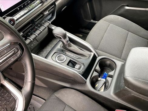Used 2023 Chevrolet Colorado LT w/ LT Convenience Package AWD/4WD image 19