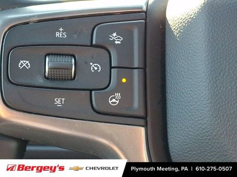 Certified 2024 Chevrolet Suburban Premier AWD/4WD image 29
