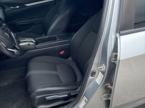 Used 2020 Honda Civic Sport image 11