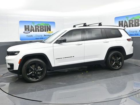 Used 2023 Jeep Grand Cherokee L Limited w/ Luxury Tech Group II AWD/4WD image 6