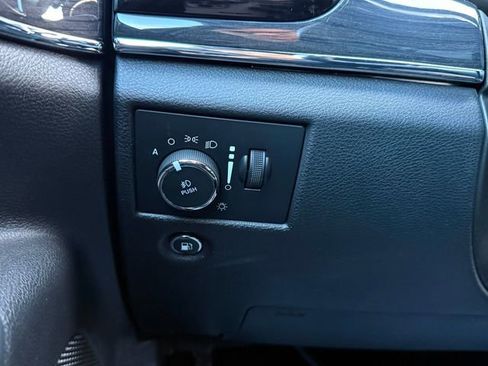 Used 2020 Jeep Grand Cherokee Overland image 18