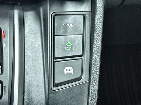 Used 2022 Honda CR-V Touring image 20