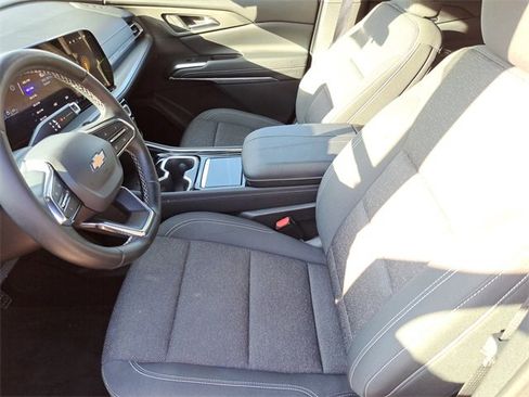 Used 2024 Chevrolet Traverse LT w/ Trailering Package image 21