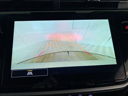 Used 2023 Chevrolet Bolt LT image 39