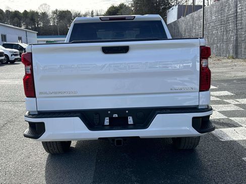 Used 2026 Chevrolet Silverado 1500 Custom image 4