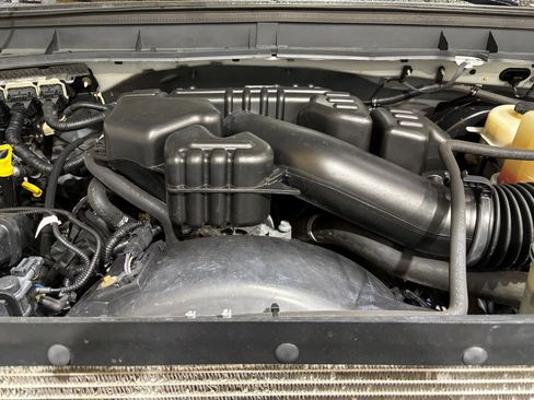 Used 2015 Ford F250 XL w/ Power Equipment Group image 24