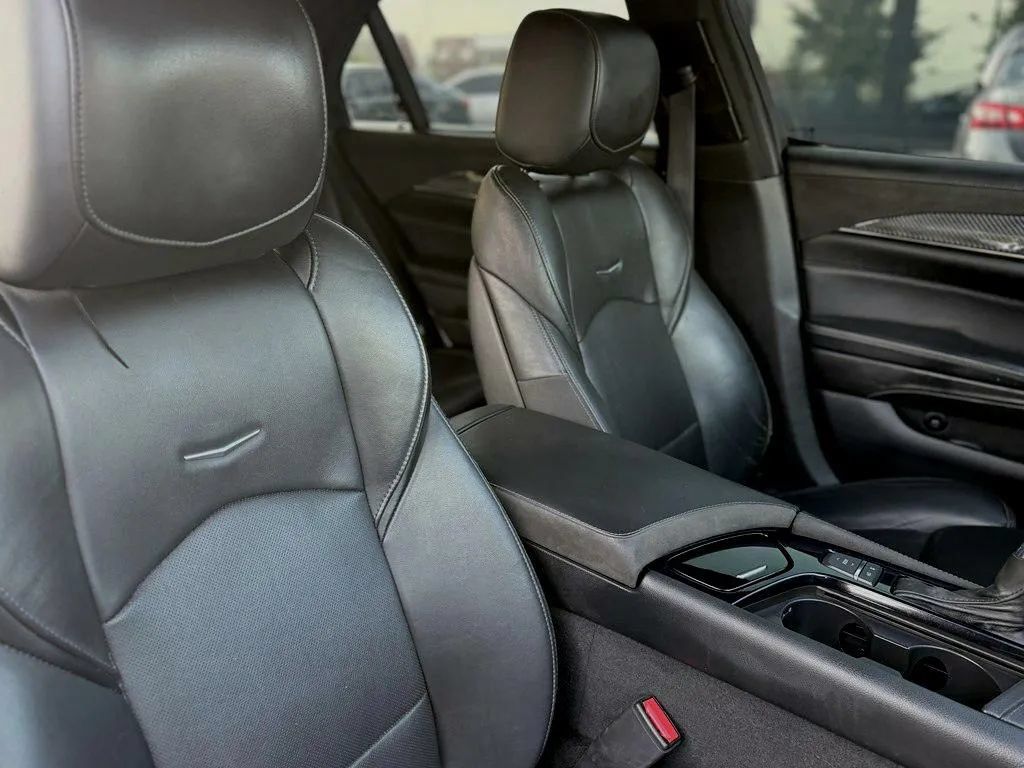 Used 2016 Cadillac CTS Premium RWD image 12