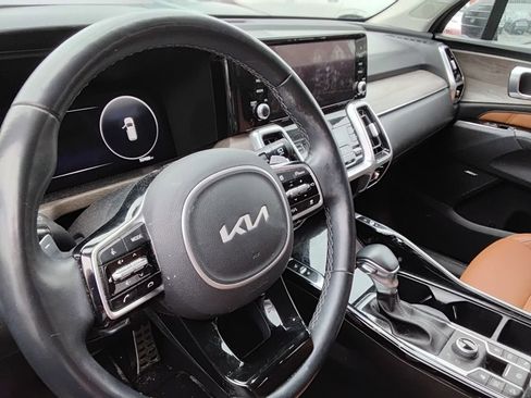 Used 2022 Kia Sorento SX Prestige w/ Rust Color Package image 7