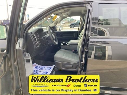 Used 2018 RAM 1500 Express w/ Black Ram 1500 Express Group image 11