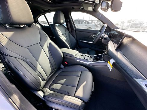 New 2025 BMW 330i Sedan w/ Premium Package image 28