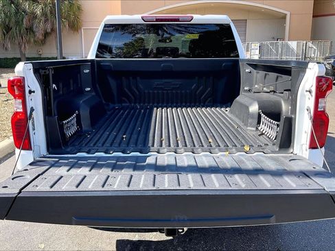 Used 2023 Chevrolet Silverado 1500 Custom image 33