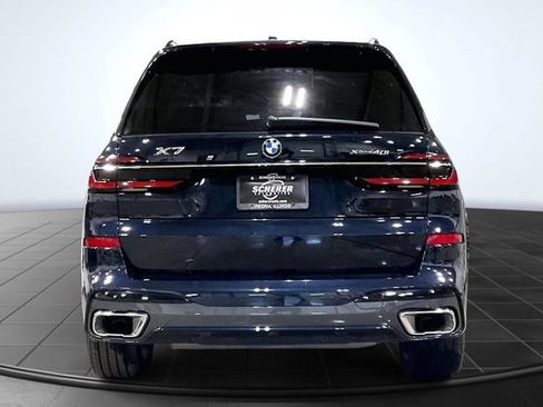 Used 2023 BMW X7 xDrive40i w/ Executive Package image 4