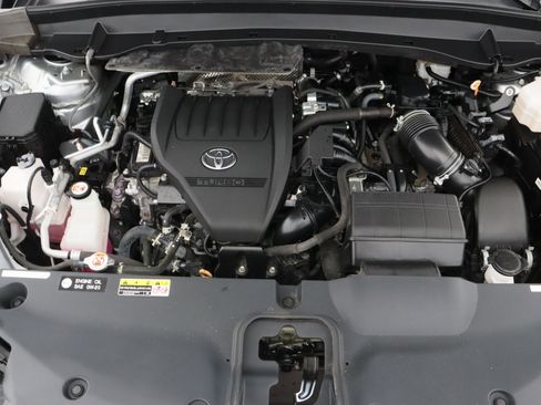 Used 2024 Toyota Grand Highlander AWD Hybrid image 41