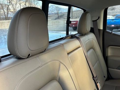 Used 2018 GMC Canyon SLT w/ Driver Alert Package image 19