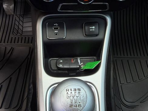 Used 2018 Jeep Compass Sport FWD image 23