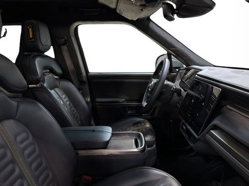 Used 2024 Rivian R1S Adventure AWD/4WD image 12