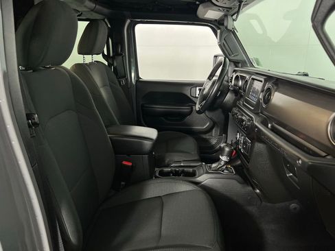 Used 2021 Jeep Wrangler Unlimited Sport image 33