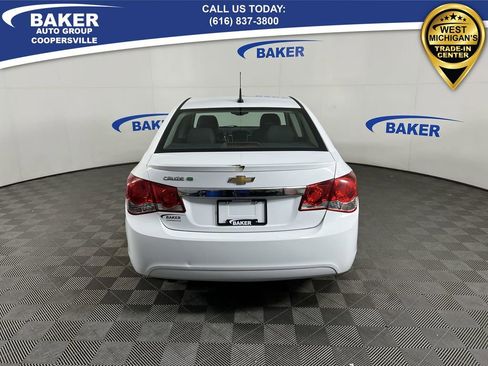 Used 2014 Chevrolet Cruze Diesel image 8