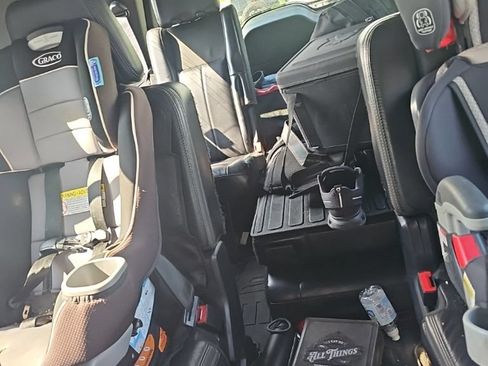 Used 2016 Ford Expedition Platinum AWD/4WD image 10