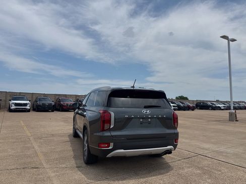 Used 2020 Hyundai Palisade SEL w/ Convenience Package FWD image 18