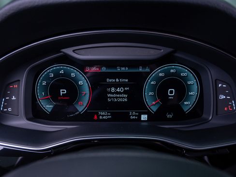 Used 2025 Audi Q8 Premium Plus AWD/4WD image 24