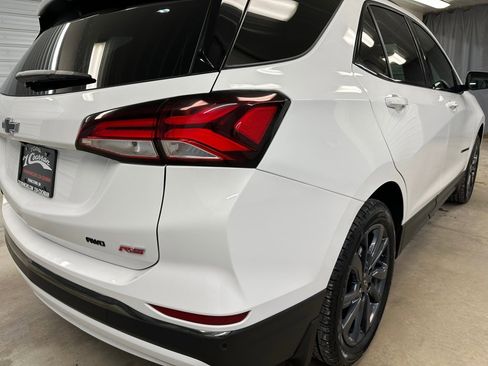 Certified 2022 Chevrolet Equinox RS w/ LPO, Floor Liner Package image 26