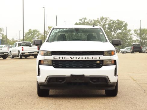 Used 2022 Chevrolet Silverado 1500 Custom AWD/4WD image 2